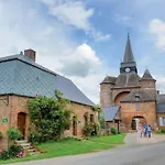 Charmante In Idyllisch Dorpje In Beau Village Holiday home Parfondeval (Aisne)