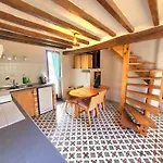 Charmante In Idyllisch Dorpje In Beau Village Holiday home Parfondeval (Aisne)