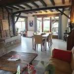 Charmante In Idyllisch Dorpje In Beau Village Parfondeval (Aisne)