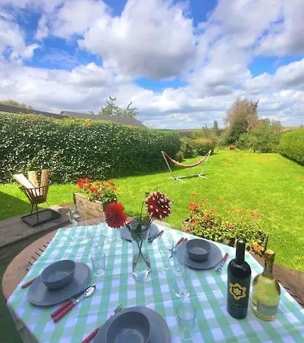 Holiday home Charmante In Idyllisch Dorpje In Beau Village Parfondeval (Aisne)