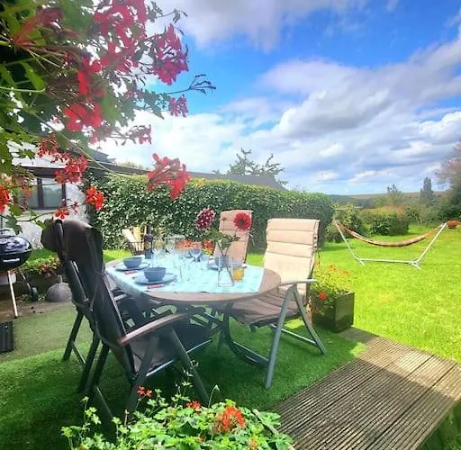 Charmante In Idyllisch Dorpje In Beau Village Parfondeval (Aisne)