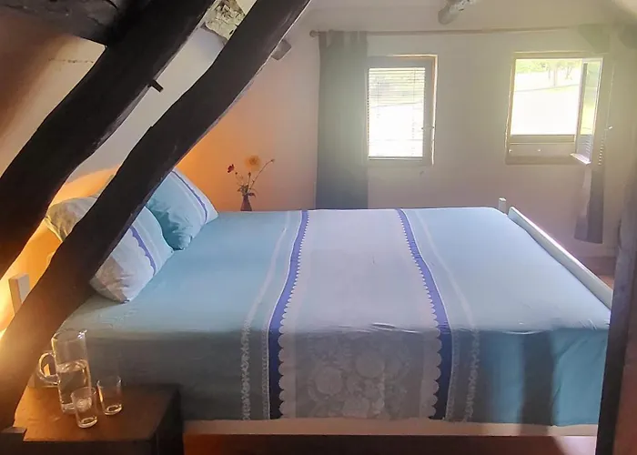 Charmante In Idyllisch Dorpje In Beau Village