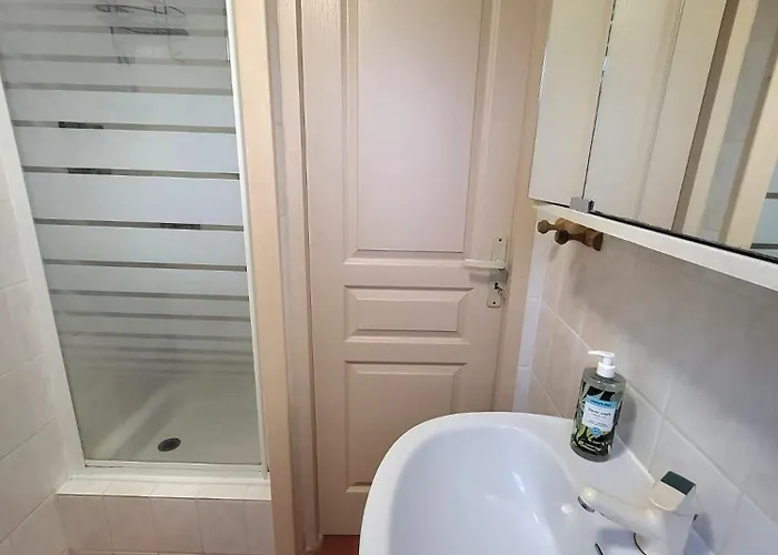 Holiday home Charmante In Idyllisch Dorpje In Beau Village