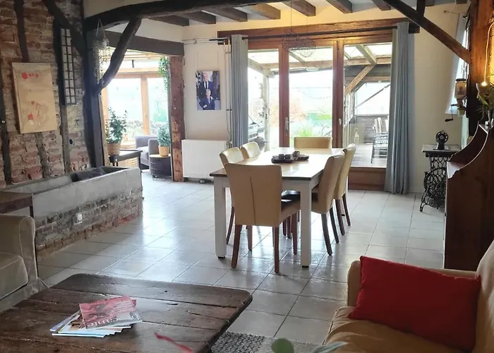 Charmante In Idyllisch Dorpje In Beau Village Parfondeval (Aisne)